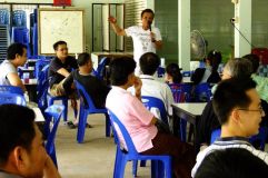 54alumni_meeting07.jpg